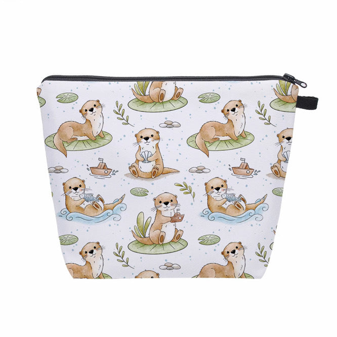 Pouch XL - Otter Animals