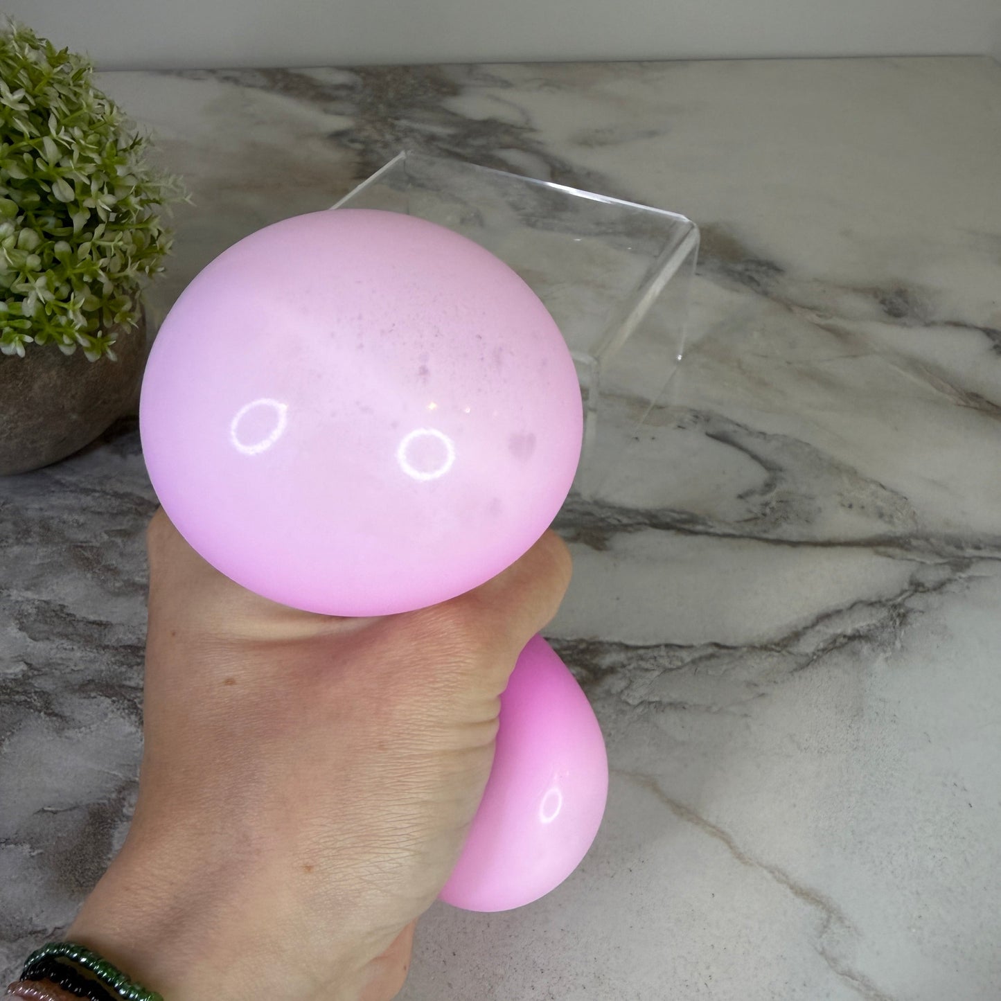 Squishy Toy - Viral Dumpling, Solid Purpley Pink