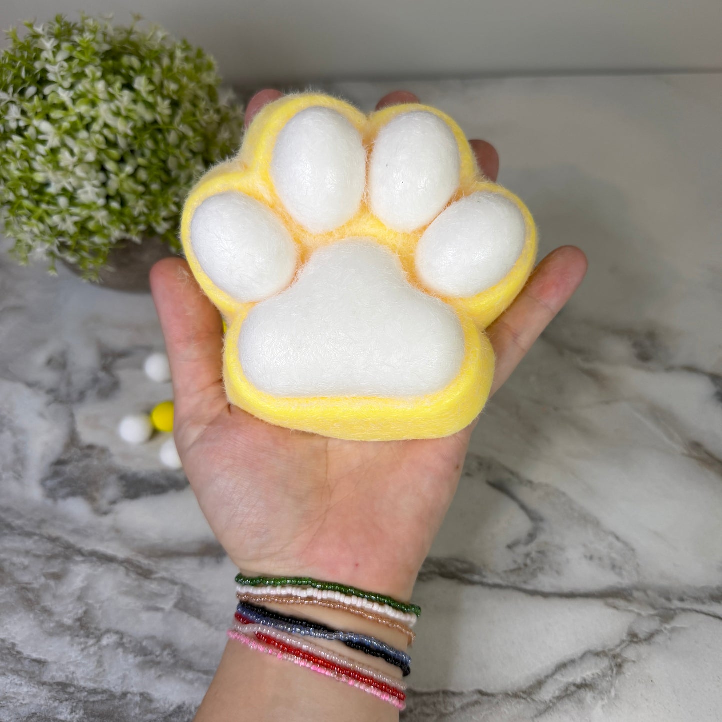 Squishy Toy - Giant Paw Taba - Yellow White
