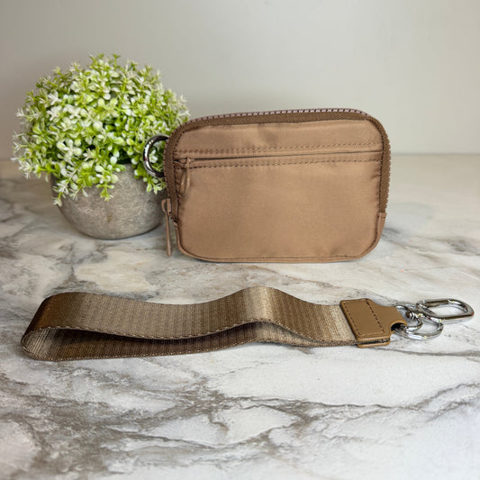Rue - Nylon Wristlet Wallet - Chocolate