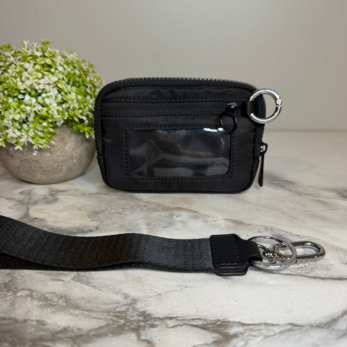 Rue - Nylon Wristlet Wallet - Black