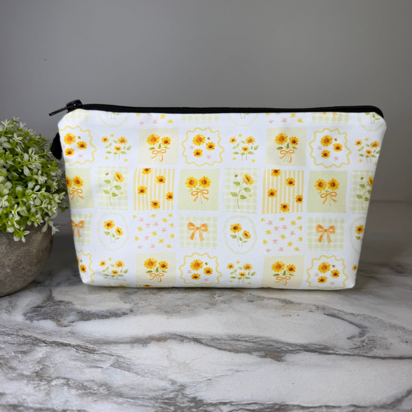 Pouch - Floral Sunflower Bow Squares