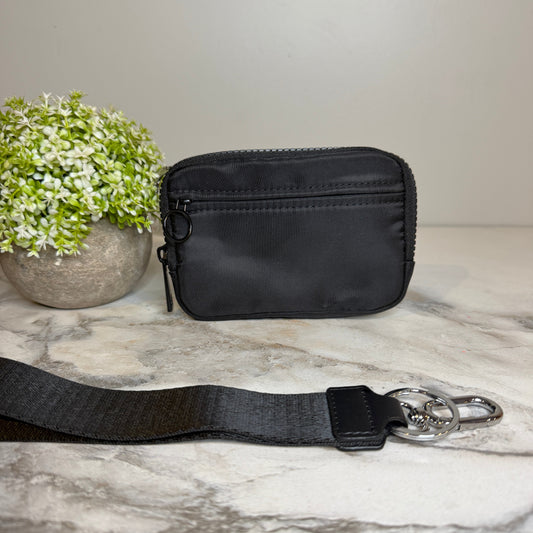 Rue - Nylon Wristlet Wallet - Black