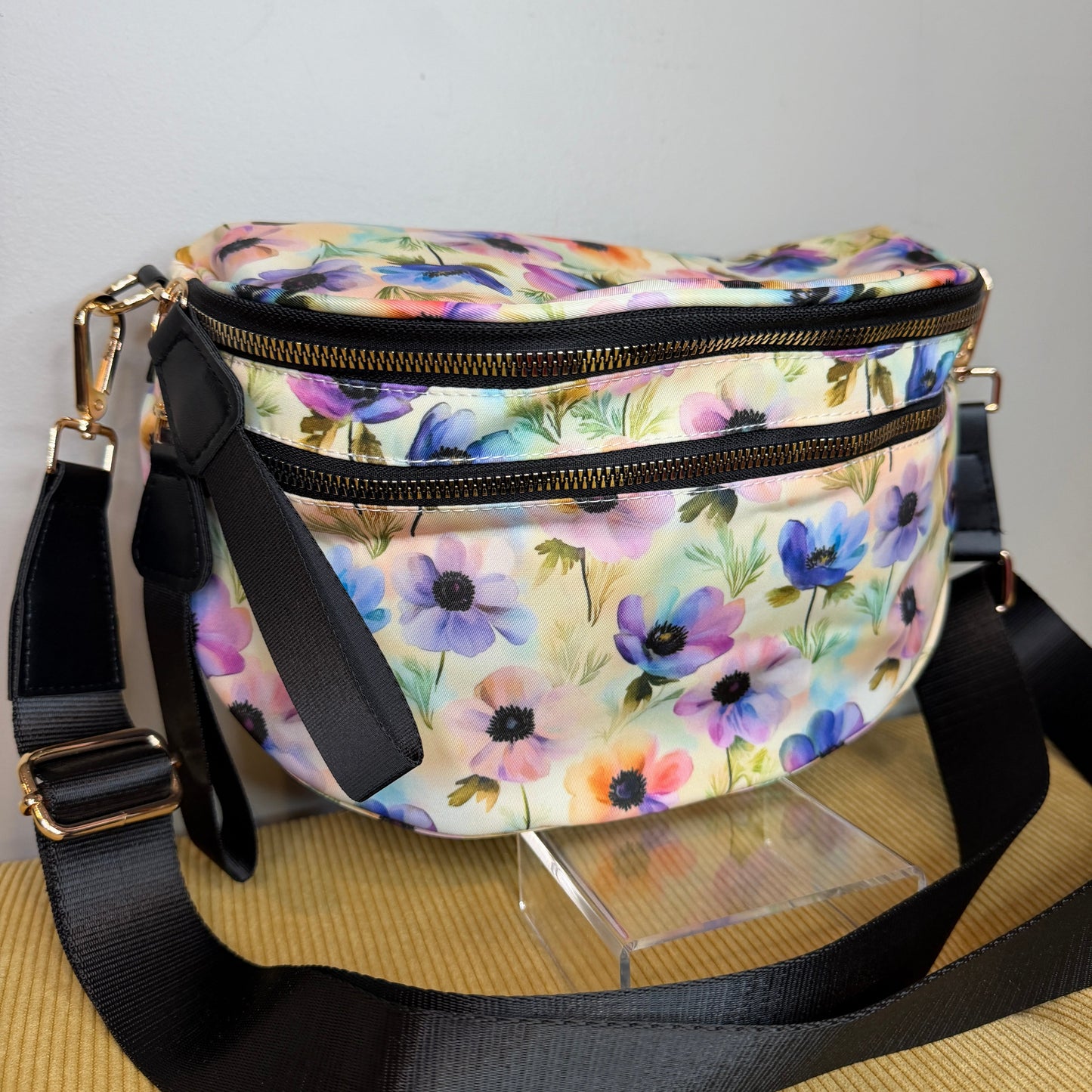 The Roni Nylon Crossbody - Watercolor Poppy Floral