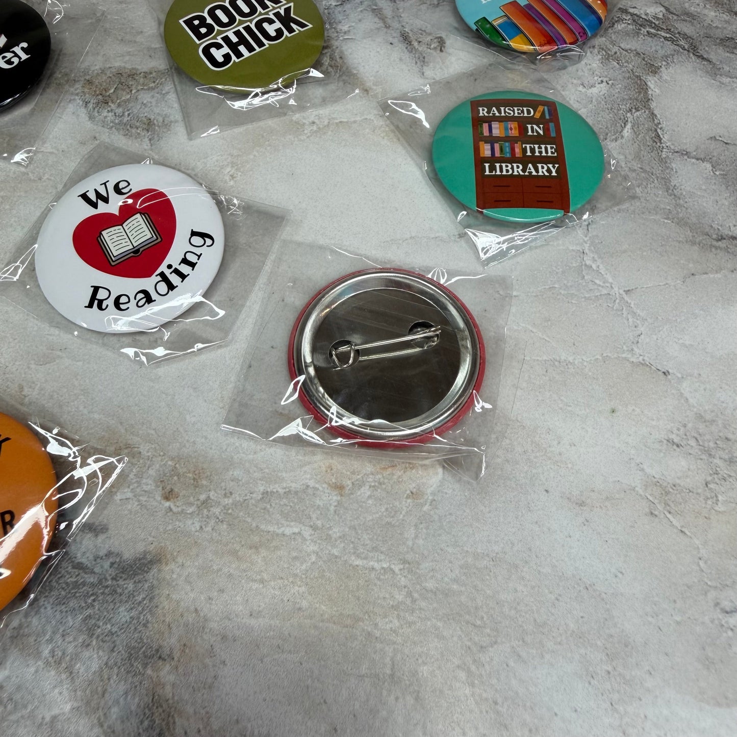 Button Pin - Books