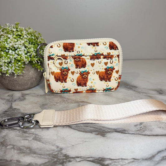 Rue - Nylon Wristlet Wallet - Beige Highland Cow