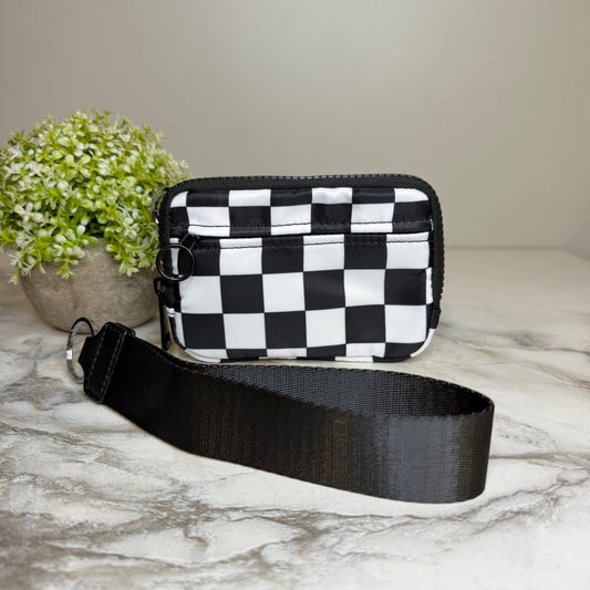 Rue - Nylon Wristlet Wallet - Black White Check