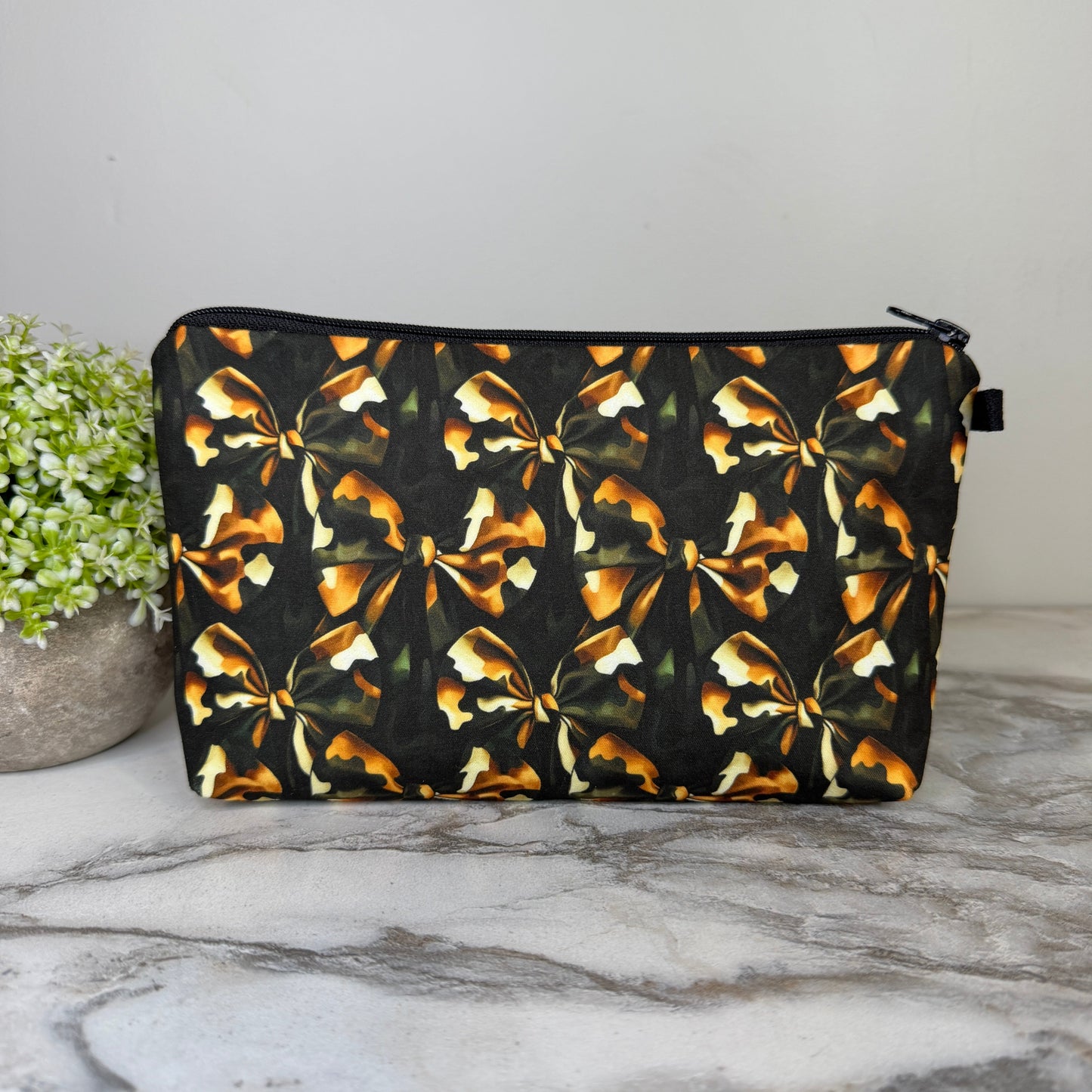 Pouch - Camo Bow