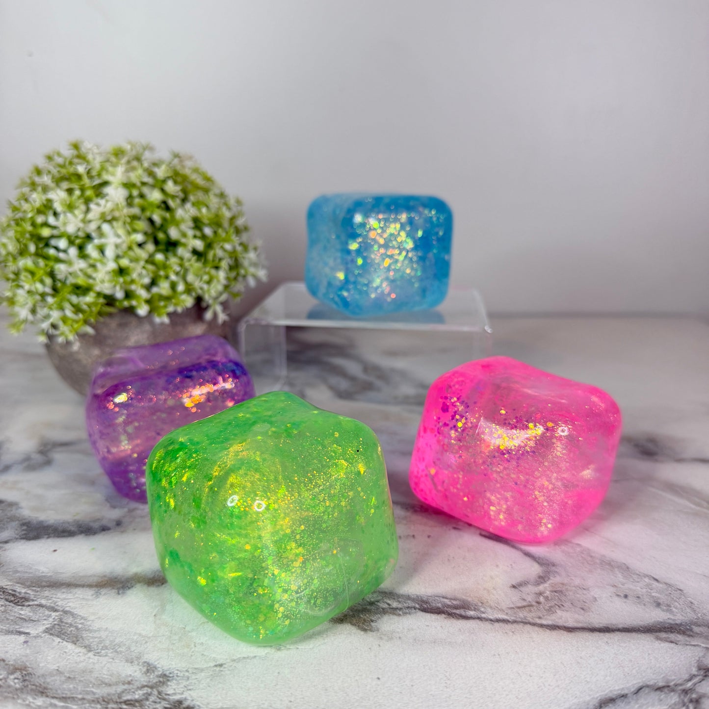 Squishy Toy - Quick Squeeze Glitter Cube