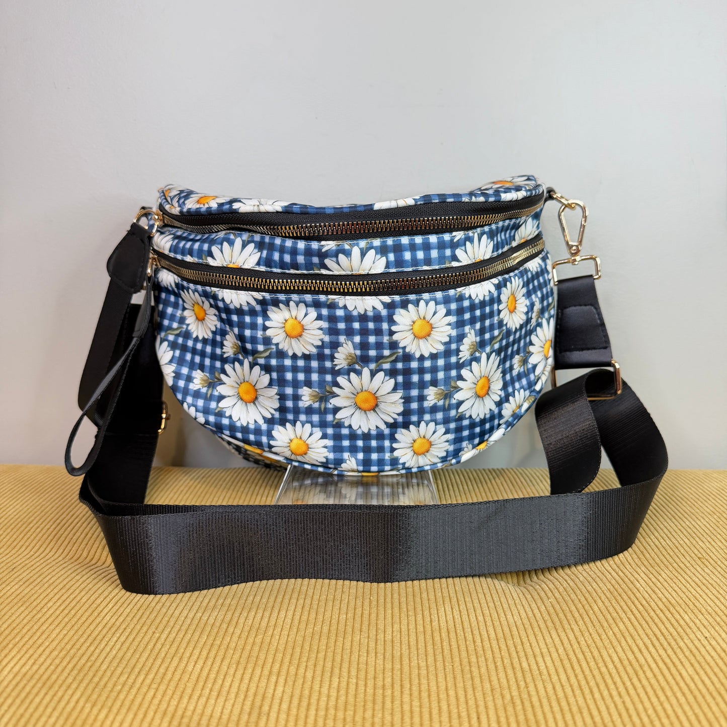 The Roni Nylon Crossbody - Blue Gingham Daisy Floral