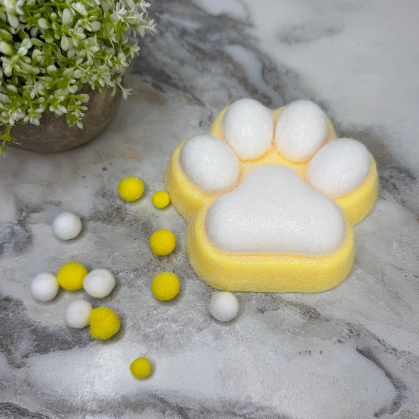 Squishy Toy - Giant Paw Taba - Yellow White