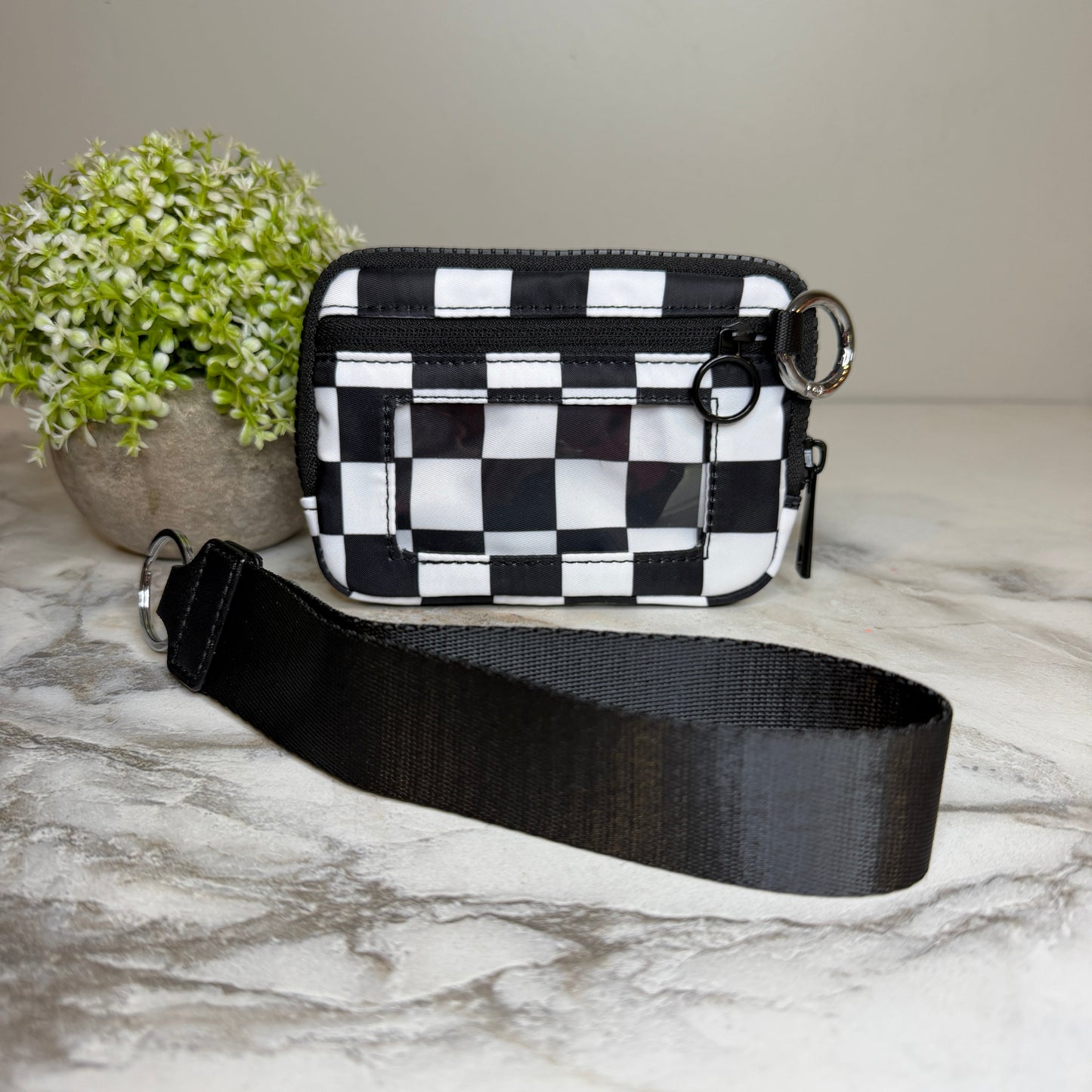 Rue - Nylon Wristlet Wallet - Black White Check