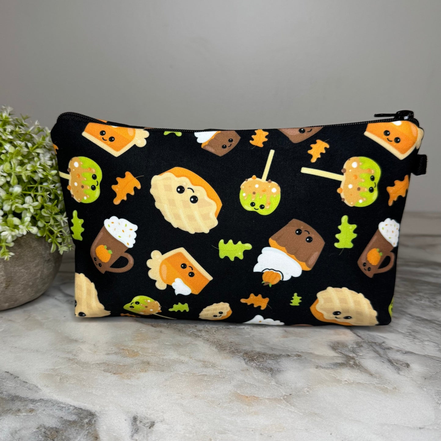Pouch - Food, Apples & Pie