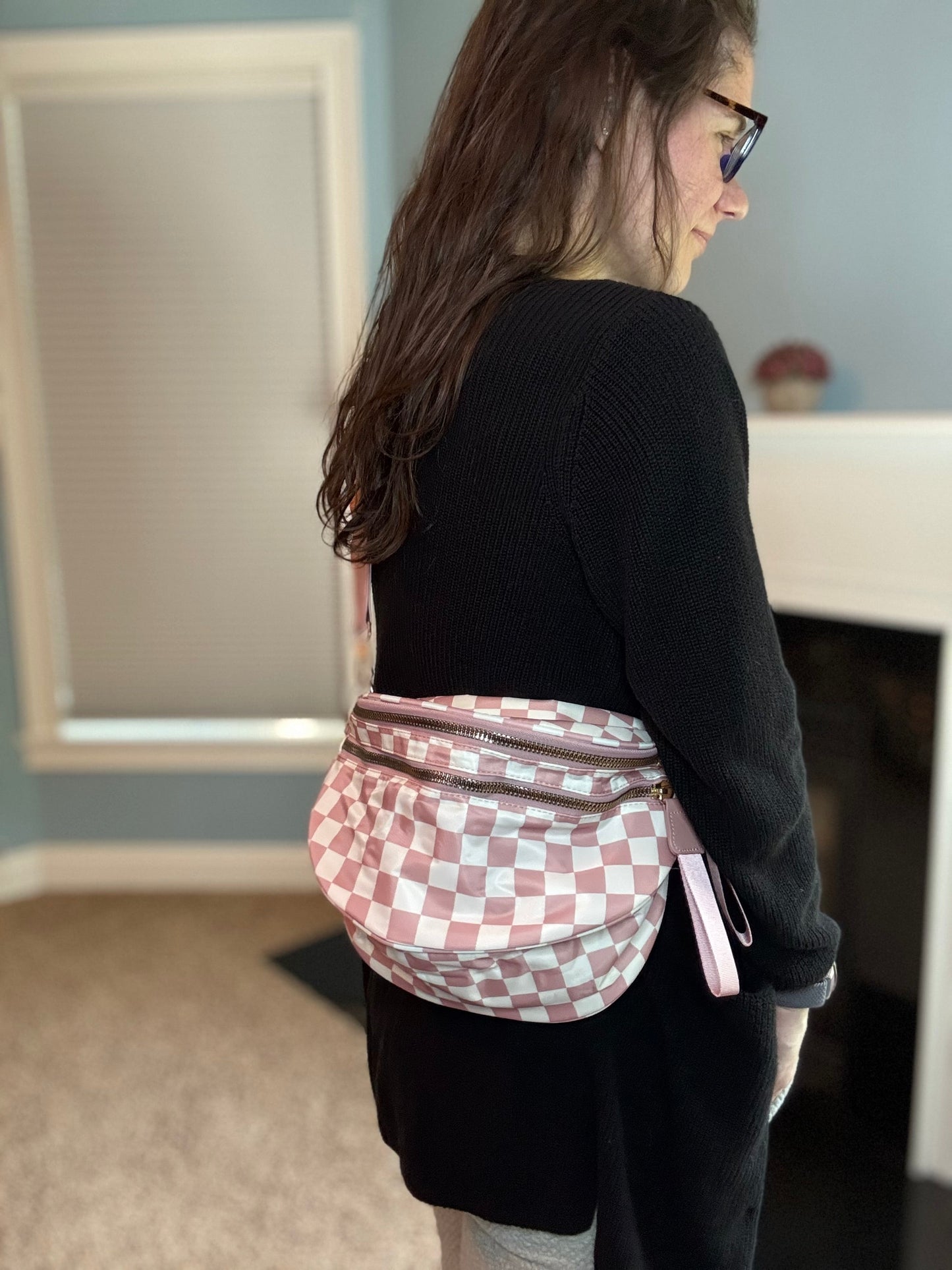 The Roni Nylon Crossbody - Checkered Medium Pink